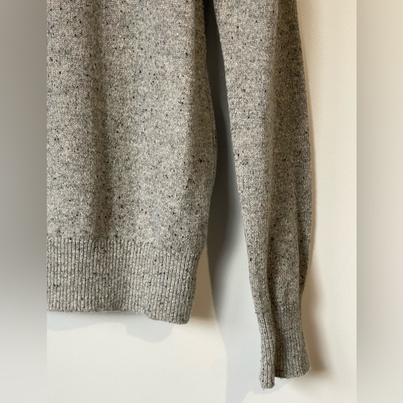 GAP Cabin Fever Wool Blend Sweater - Picture 4 of 9